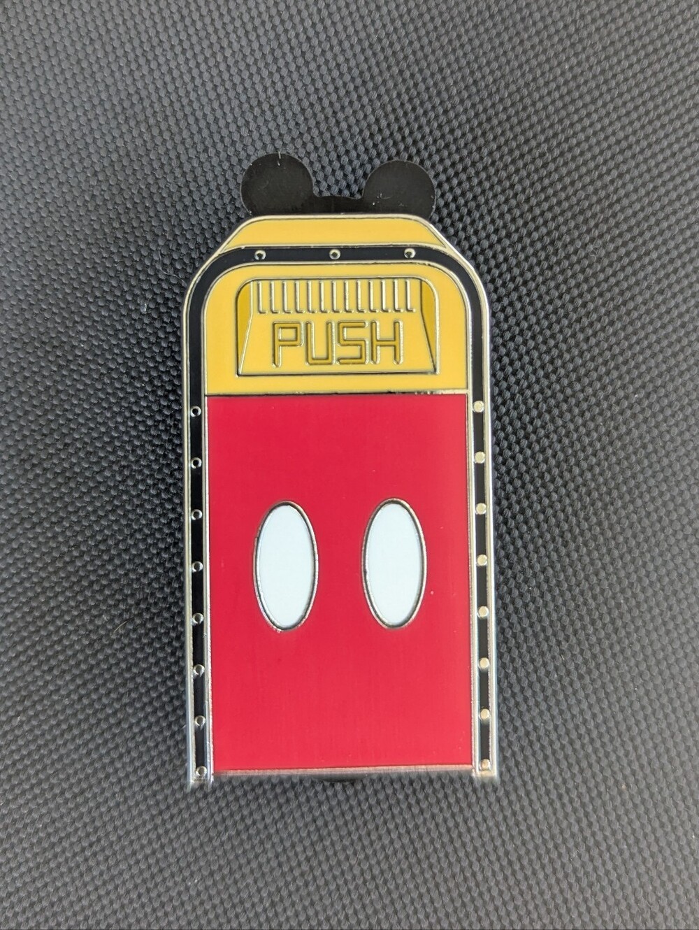 Disney Characters Trash Bins Mystery Pin - Mickey Mouse